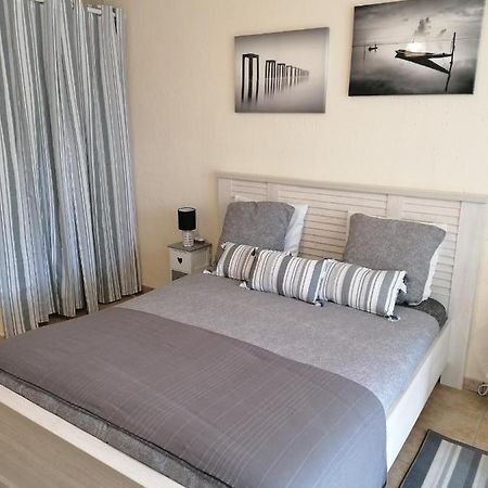 Hotes De L'Isle Saint-Medard-de-Mussidan Eksteriør bilde