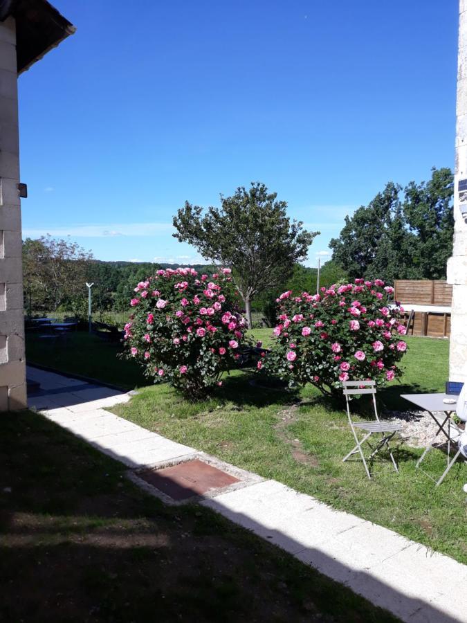 Hotes De L'Isle Saint-Medard-de-Mussidan Eksteriør bilde
