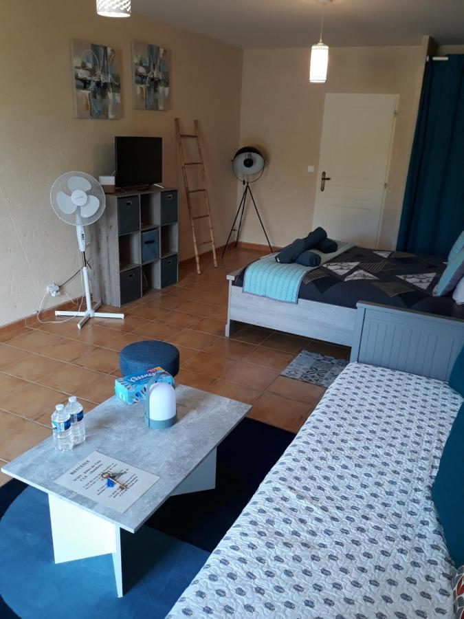 Hotes De L'Isle Saint-Medard-de-Mussidan Eksteriør bilde