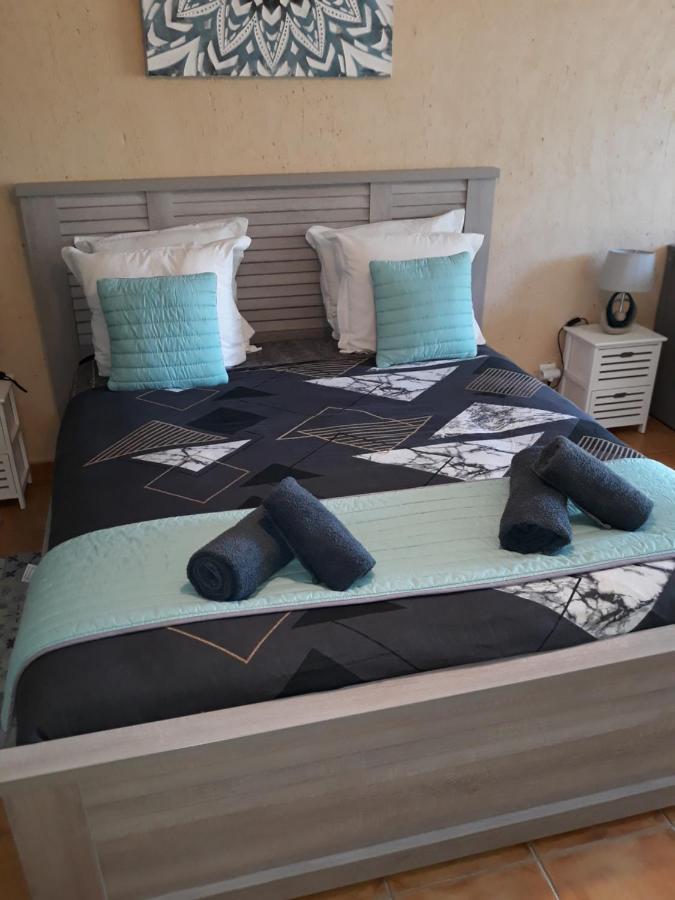 Hotes De L'Isle Saint-Medard-de-Mussidan Eksteriør bilde