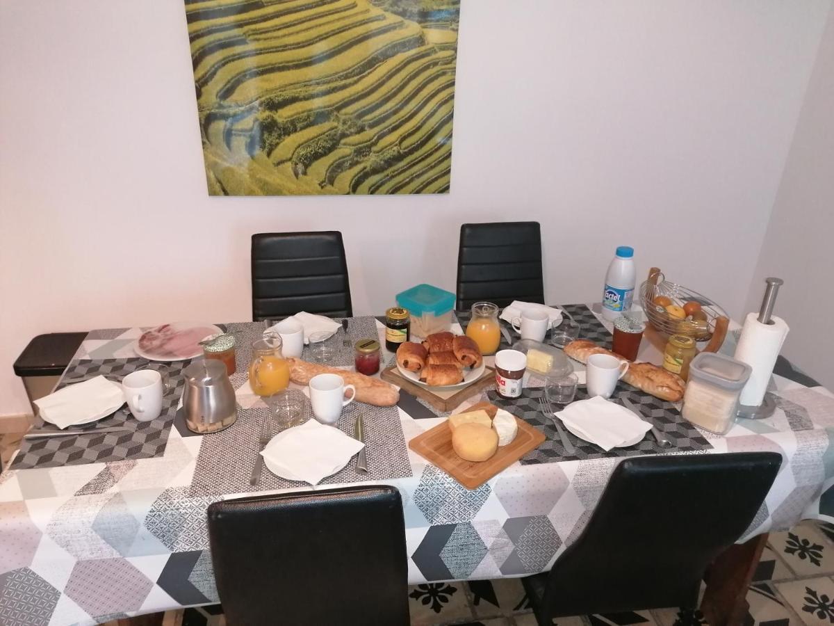 Hotes De L'Isle Saint-Medard-de-Mussidan Eksteriør bilde