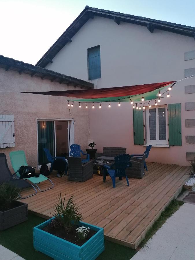 Hotes De L'Isle Saint-Medard-de-Mussidan Eksteriør bilde